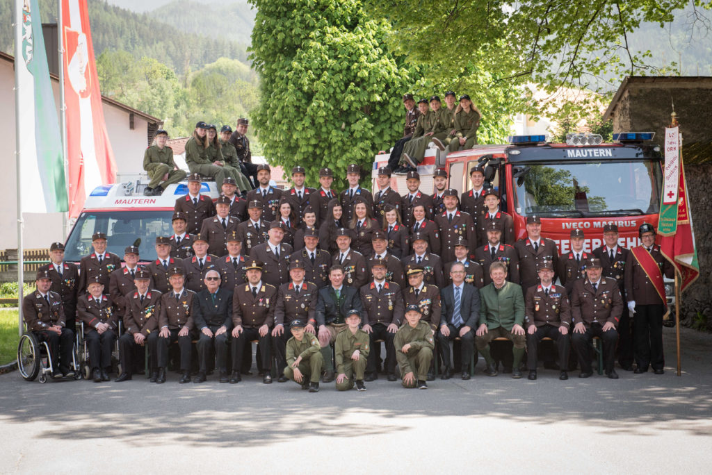 Gruppenfoto_145Jahre_FFMautern (1)