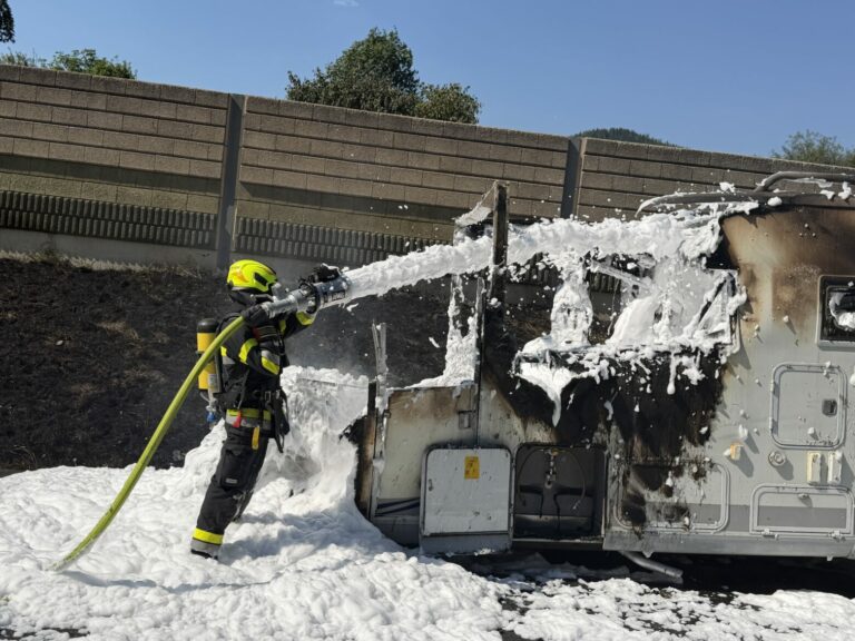 27.06.2026 | B08 – Wohnmobil in Vollbrand auf der A9