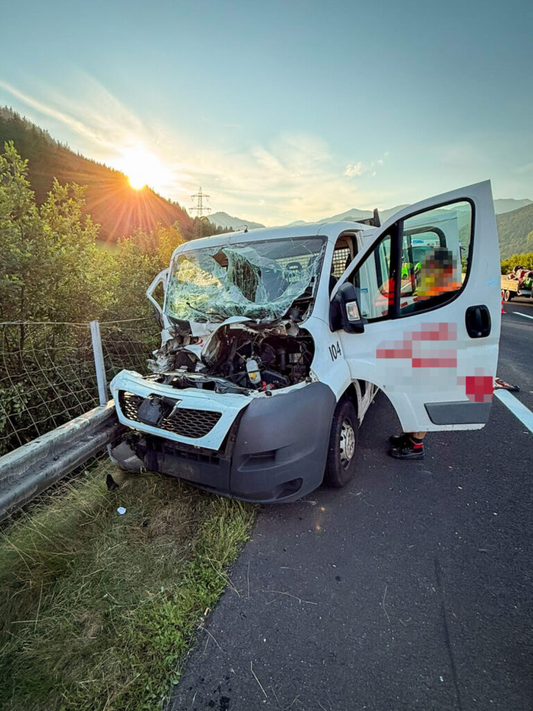 16.07.2026 | T03 – Schwerer Auffahrunfall Klein-Lkw A9